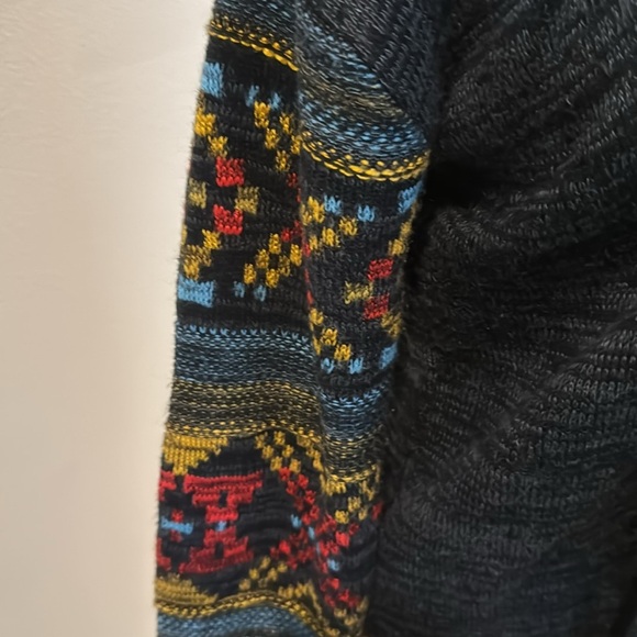 Margeaux & Elle Aztec fringe hems open front - Picture 4 of 10